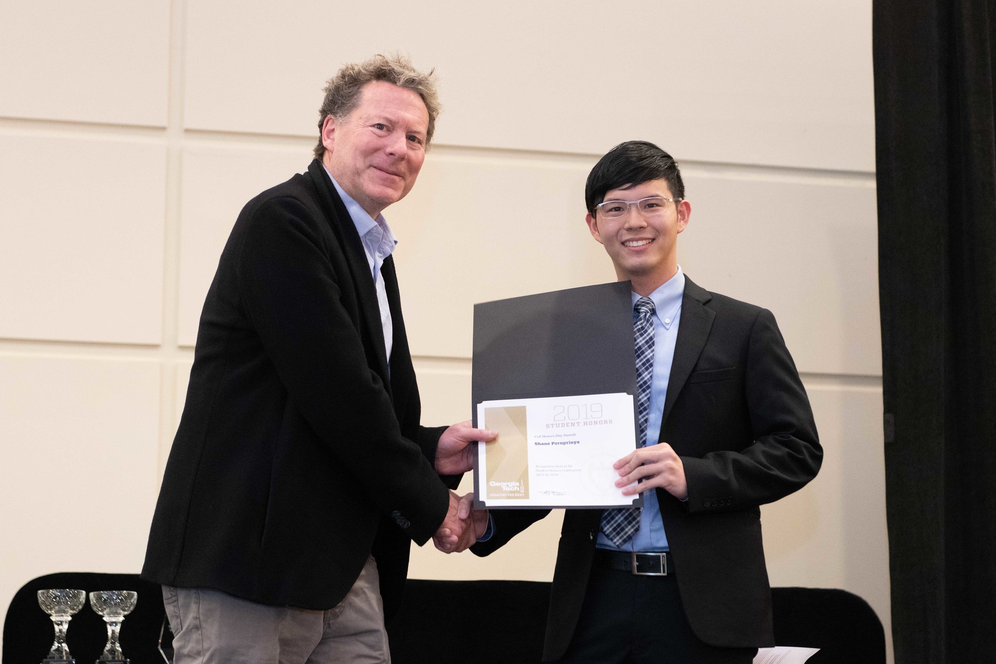 Subhachote (Shane) Pornprinya (right) with CoE Associate Dean Laurence Jacobs